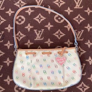Dooney & Bourke y2k early 2000s small shoulder bag
